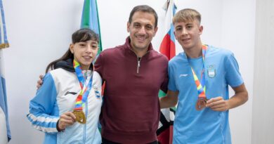 Julián Álvarez reconoció a los deportistas que destacaron en los Juegos Suramericanos de la Juventud
