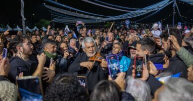 Julián Álvarez y la comunidad lanusense celebraron el 25 de Mayo en la Peña de la Patria