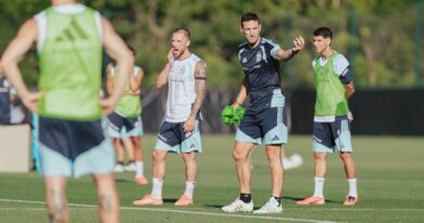 Argentina ajusta detalles para el debut mundialista ante Argelia
