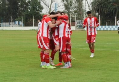 Golpe de autoridad: Talleres de Escalada goleó a Argentino de Quilmes en la Barranca y trepó a lo más alto