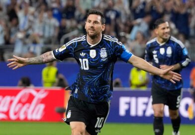 Como en el 86´, como el Diego, como Bilardo: la Selección de Scaloni y Messi jugaran con la camiseta azul vs los ingleses.
