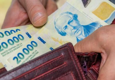 Con Milei y Caputo la plata no alcanza: la mayoría se queda sin ingresos antes del día 20