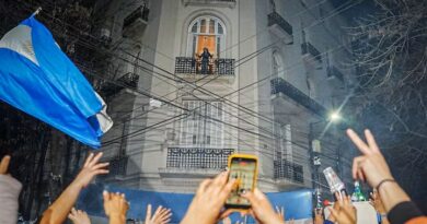 Una multitud abrazó a Cristina a cuatro años del atentado que intentó acabar con su vida