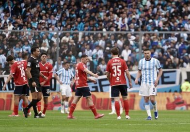 Empate con sabor a derrota para Racing en el Clásico de Avellaneda. Insultos a Diego Milito