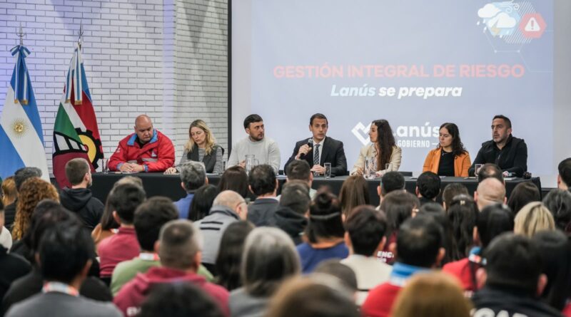 Julián Álvarez encabezó la 3ra Jornada de Emergencias «Lanús se Prepara»