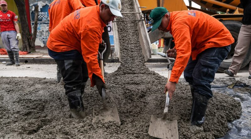 El Municipio de Lanús avanza con el Plan de Pavimentación en el Barrio Villa Argerich