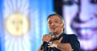 Máximo Kirchner homenajeó a Néstor en Lanús y pidió que Cristina vuelva a competir por la Presidencia